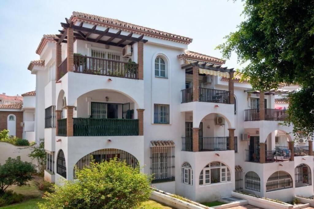 Macas Apartment Parque De La Paloma Pueblo Quinta Benalmadena Con Vistas Al Mar Piscina Y A 3 Minutos De La Playa Extérieur photo